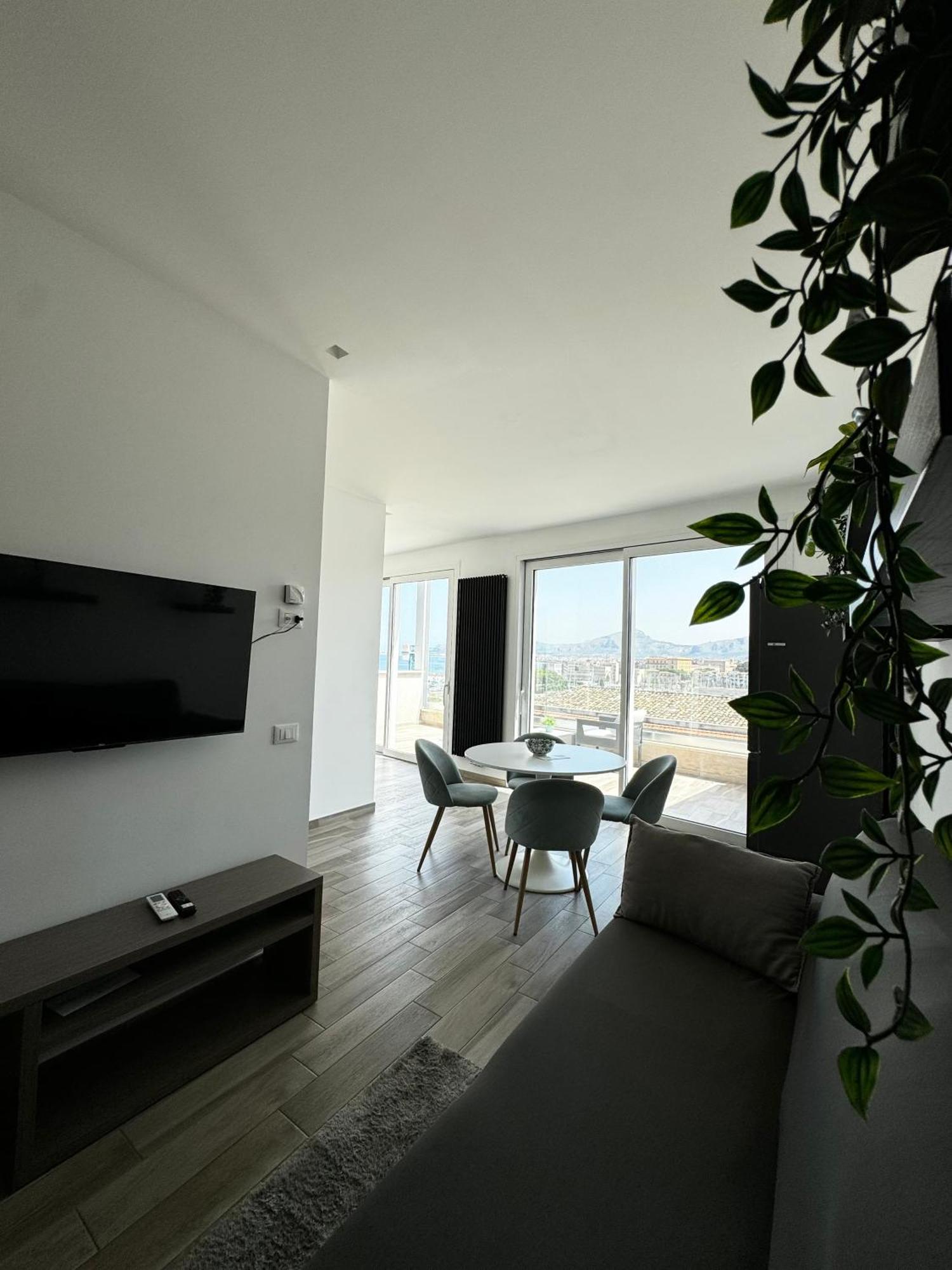 Palermo Inn Marina Exclusive View Exterior foto